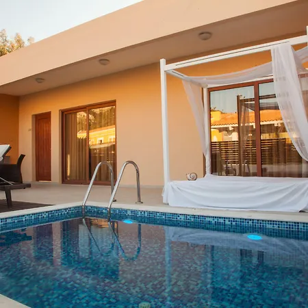 Di Mare Seaside إكْسِيا